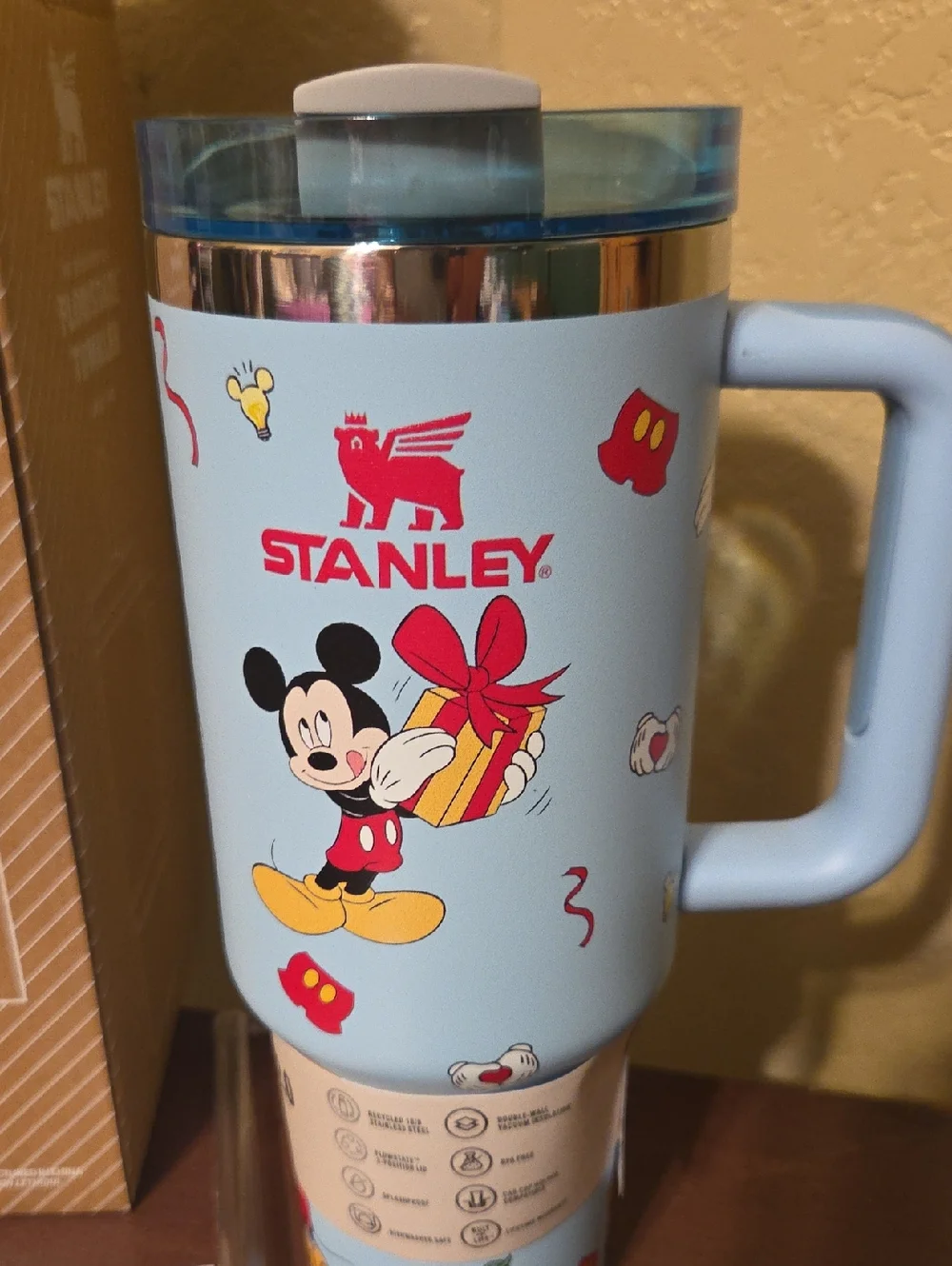 Stanley 40 Oz Tumbler - Picture 2 of 9